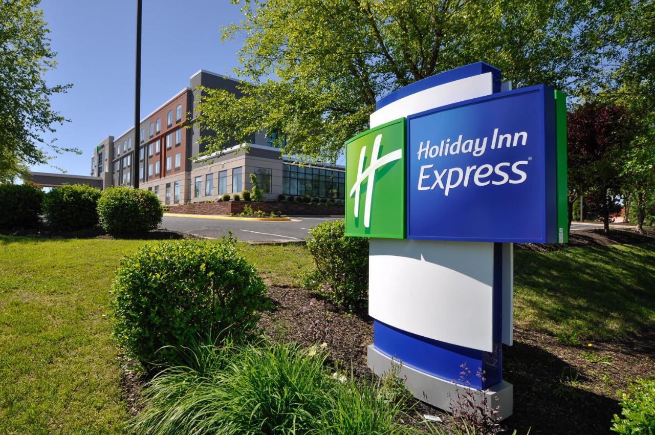 Holiday Inn Express Quantico - Stafford, An Ihg Hotel Eksteriør bilde